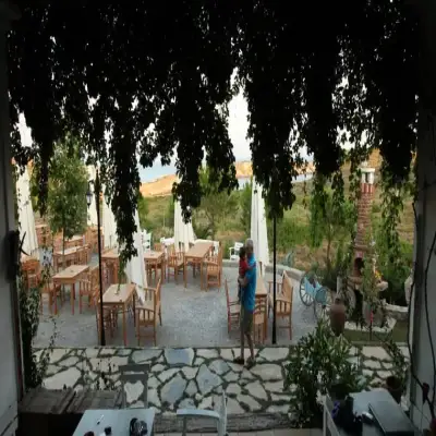 Akvaryum Otel
