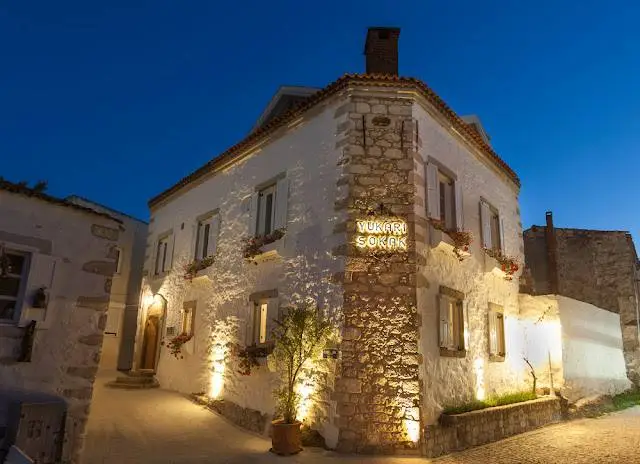 Yukarı Sokak Otel, Alaçatı Eylül ve Ekim kampanyası - 3 gece kal 2 gece öde