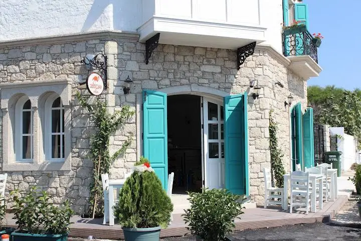 1850 Hotel Alaçatıda Sevgililer Günü Promosyonu