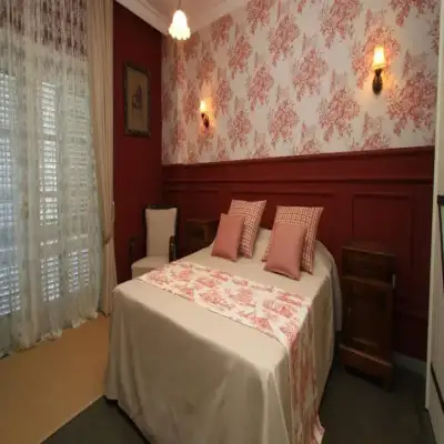 Köstem Hotel, +12