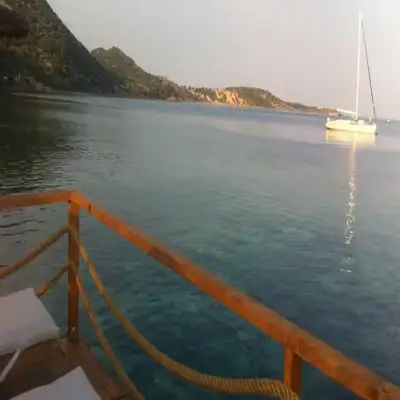 Assos Behram