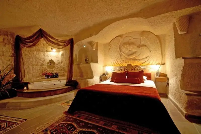 Kapadokya Miras Hotel Sevgililer Günü paketi