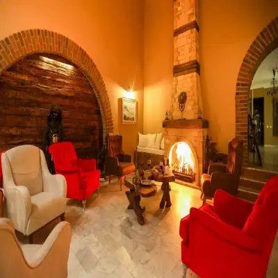 Casa Linn Hotel, +12
