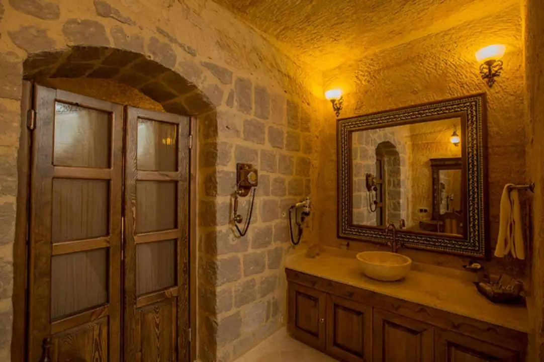 Glorious Cave Suites