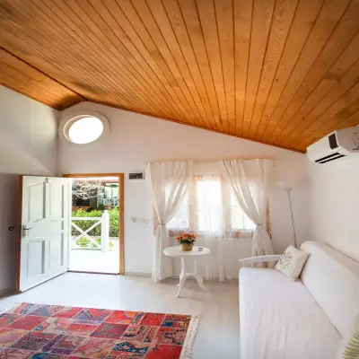 Lukkies Lodge