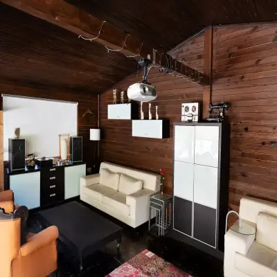 Lukkies Lodge