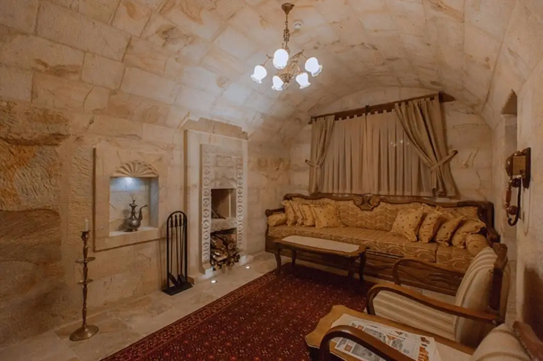 Glorious Cave Suites