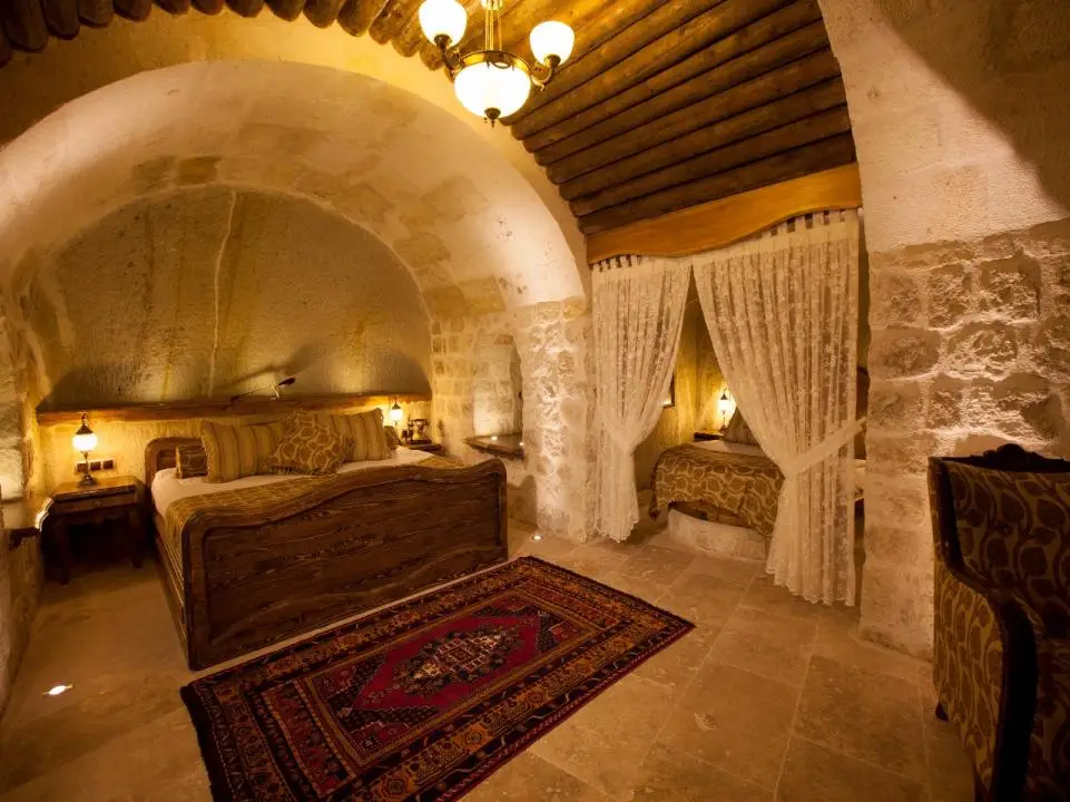 Majestic Cave Suites