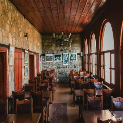 Hünnaphan Hotel, Adatepe