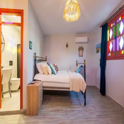 Anda Beach & Rooms, +12