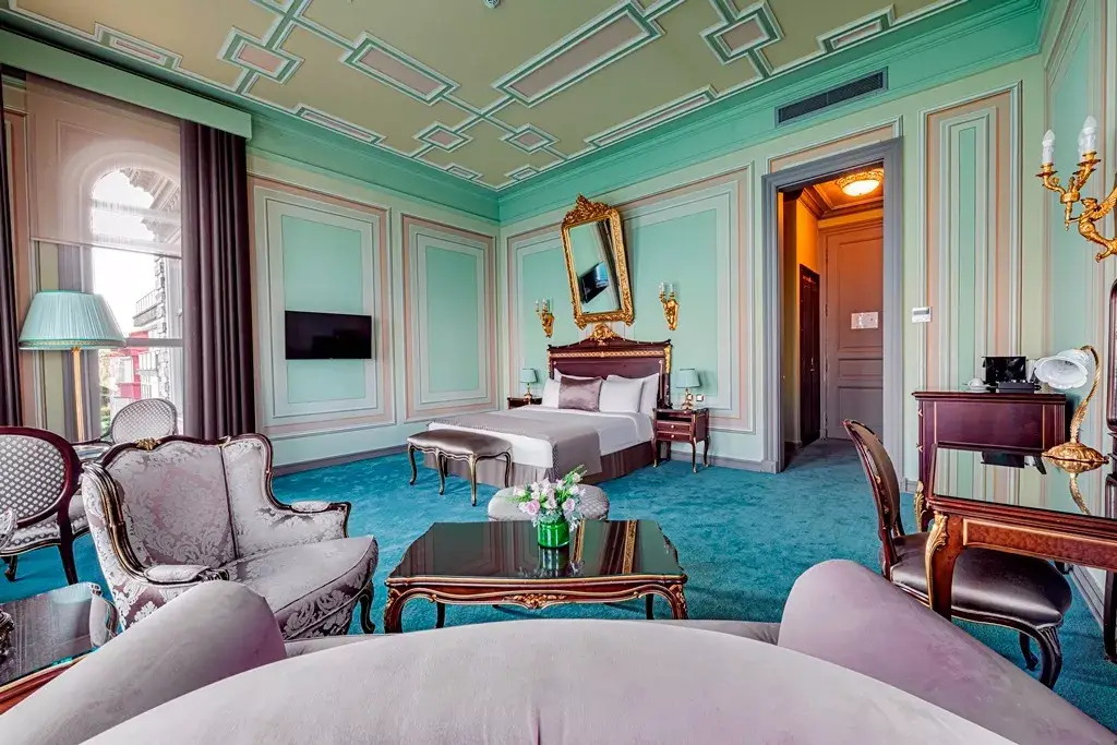 Bosphorus Palace Room