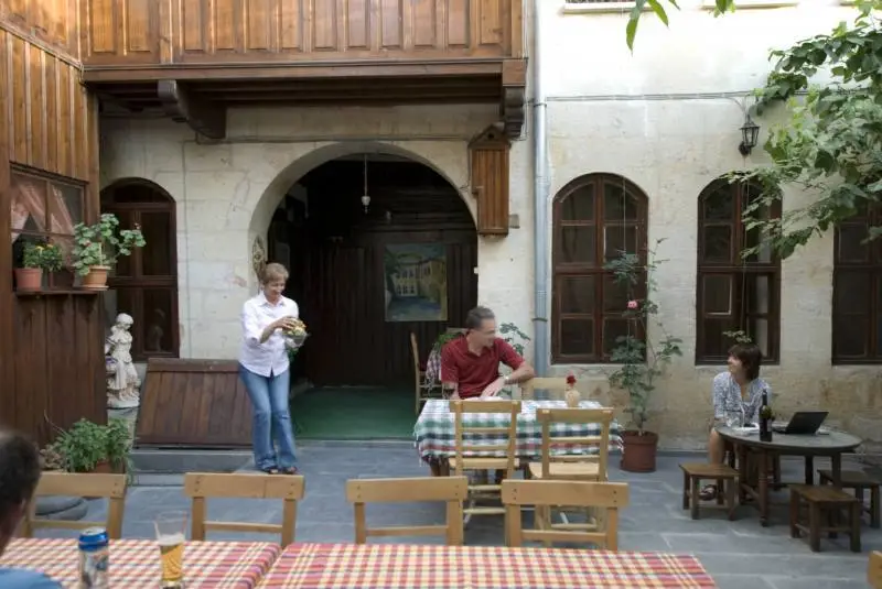 Asude Konak tan Son Dakika İndirimi