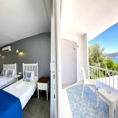 Kıyı Hotel