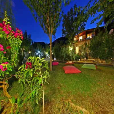 Kıyı Hotel