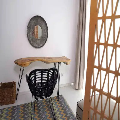 Yaso's Suites, Paşalimanı