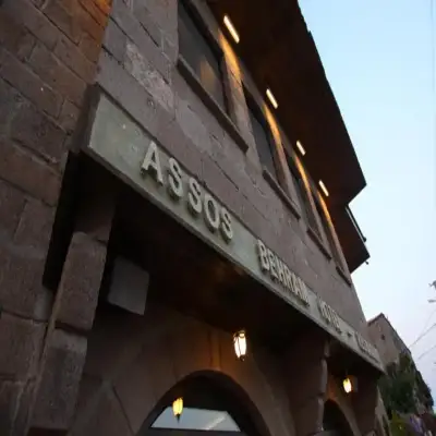 Assos Behram
