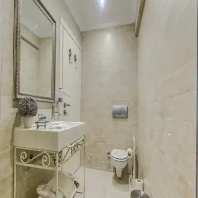 Greenline Guest House, +12