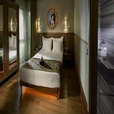 Sultania Hotel