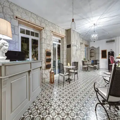 Casa Bella Hotel