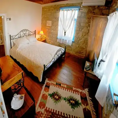 Hünnaphan Hotel, Adatepe