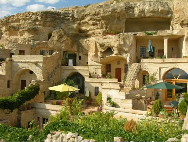 Kapadokyanın kayadan oyma evleri, vadileri ve butik otelleri Avrupada tanıtılacak