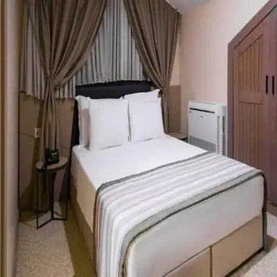 Mata Otel