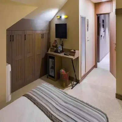 Mata Otel