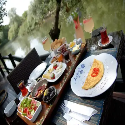 Ağva Beyaz Ev Hotel, +18