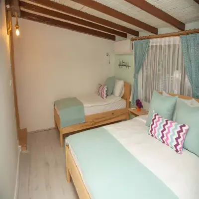 Kara Kedi Beach Bungalow