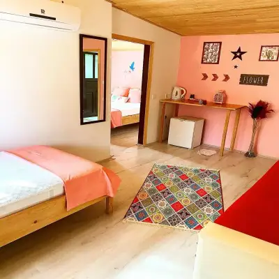 Kara Kedi Beach Bungalow