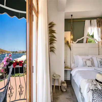 Liman Hotel, Yetişkin Oteli +15