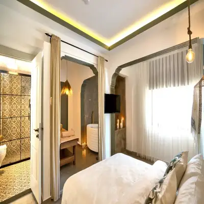 Liman Hotel, Yetişkin Oteli +15