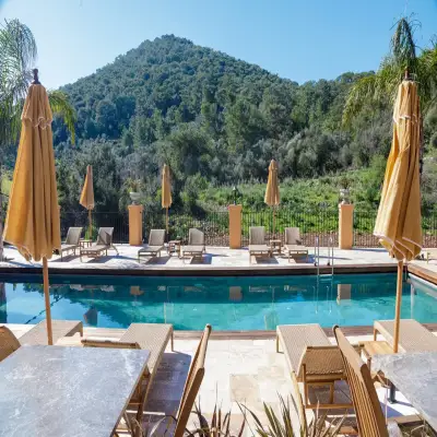 The Remote Hotel