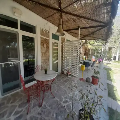 Taş Avlu Otel