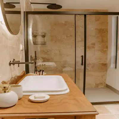 Ciy Guest House & Resturant