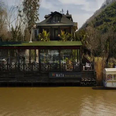 Mata Otel