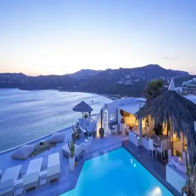 Greco Philia Luxury Suites & Villas