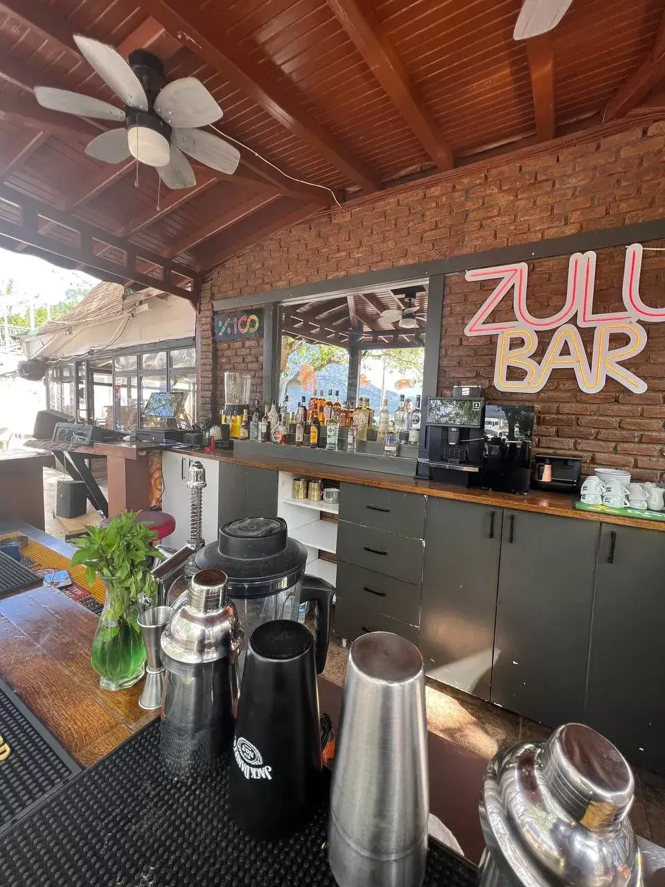 Zulu Hotel