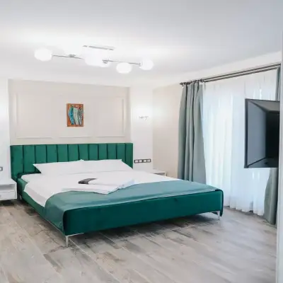 Bir Ömür Otel