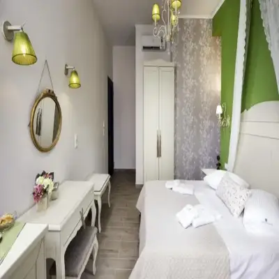 Villa Anthelion