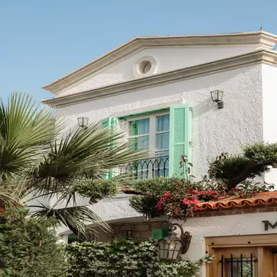 Monreve Hotel