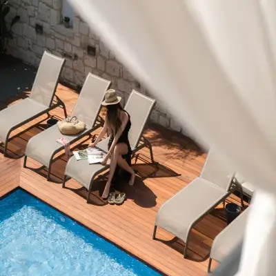 Monreve Hotel