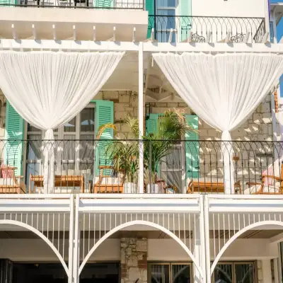 Monreve Hotel