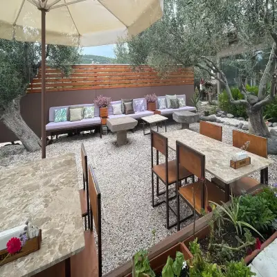Assos Club Beyaz, +16 - Kadırga Koyu