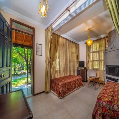Kanara Hotel