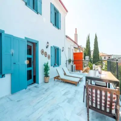 Rebetiko Luxury Hotel & Pool