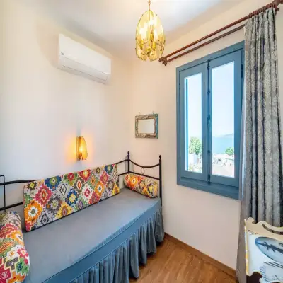 Rebetiko Luxury Hotel & Pool