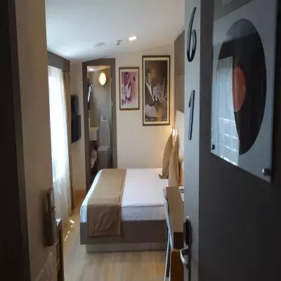 Jazz Hotel