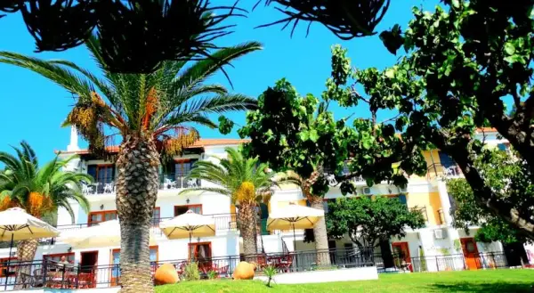 Panormos Beach Hotel