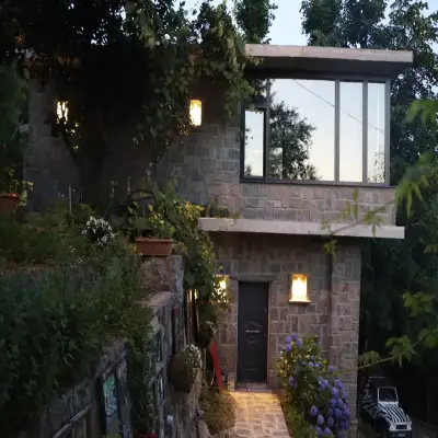 Şatıroğlu Konağı